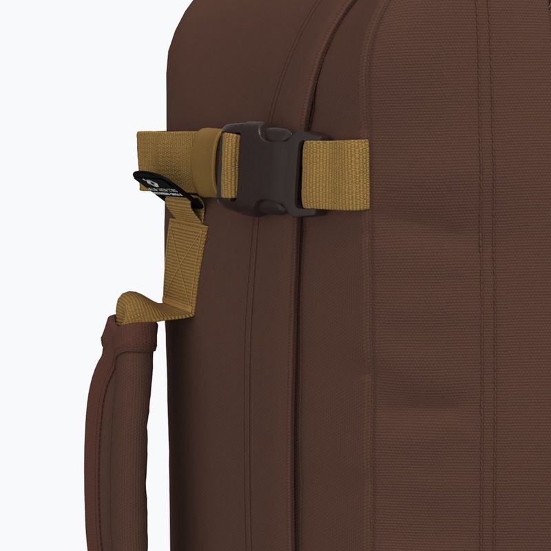 Turistický batoh CabinZero Classic 36 l belgian chocolate 9