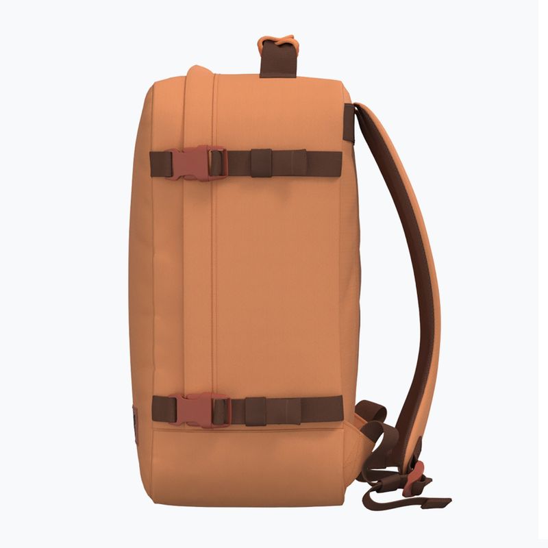 Turistický batoh CabinZero Classic 36 l gobi sands 6