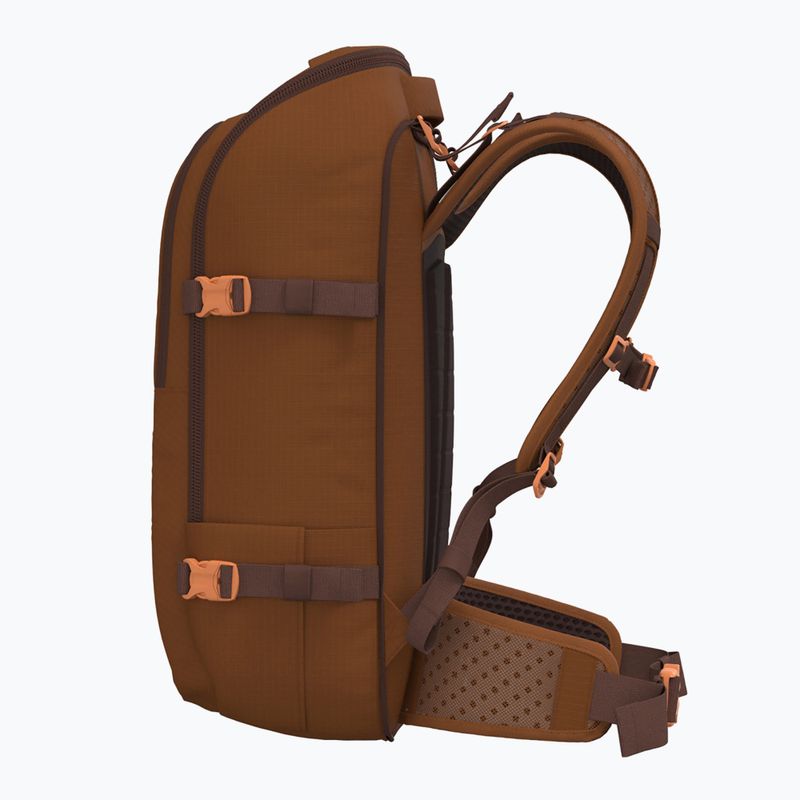 Turistický batoh CabinZero Adventure Pro 42 l saigon coffee  7
