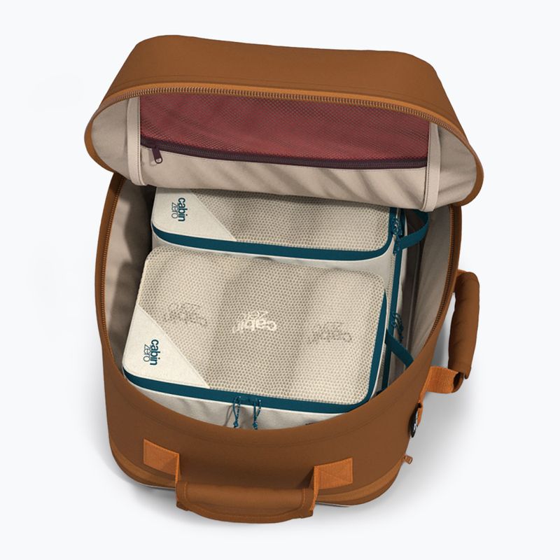 Turistický batoh CabinZero Classic Tech 28 l cinnamon 11