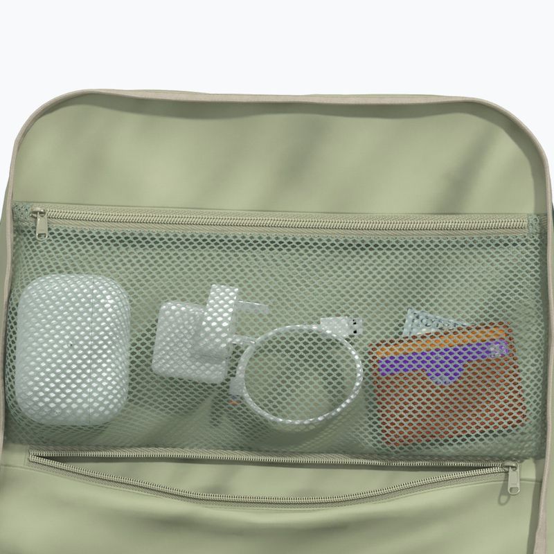 Turistický batoh CabinZero Military 28 l mystic green 13