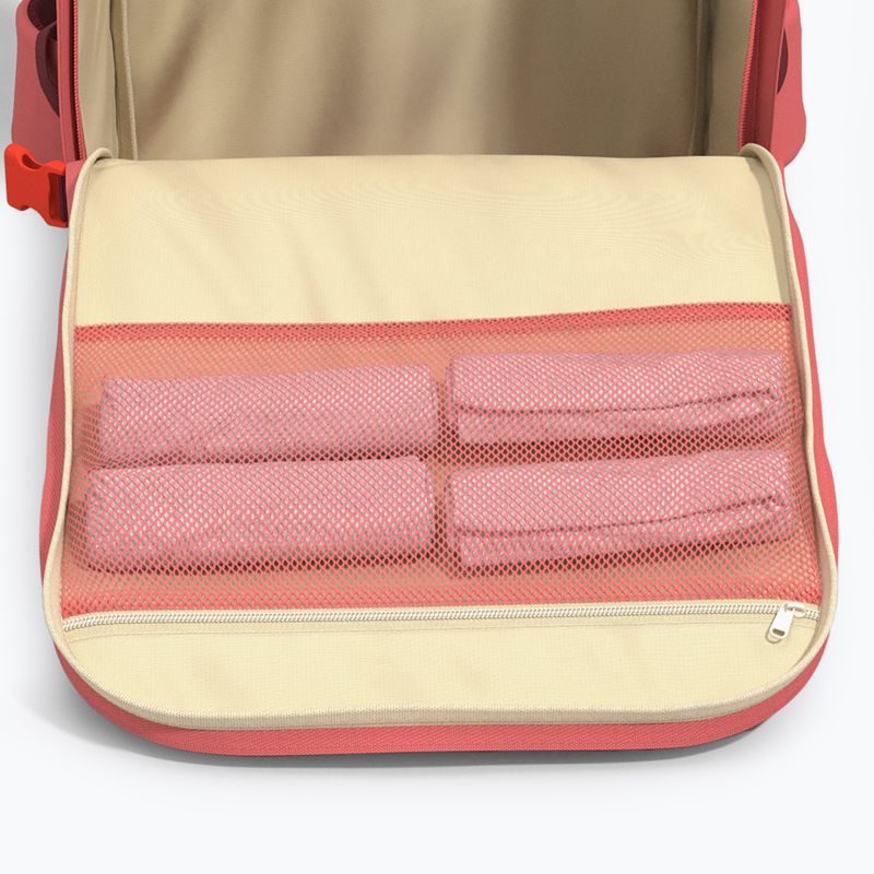 Turistický batoh CabinZero Classic Pro 32 l peach valley 14