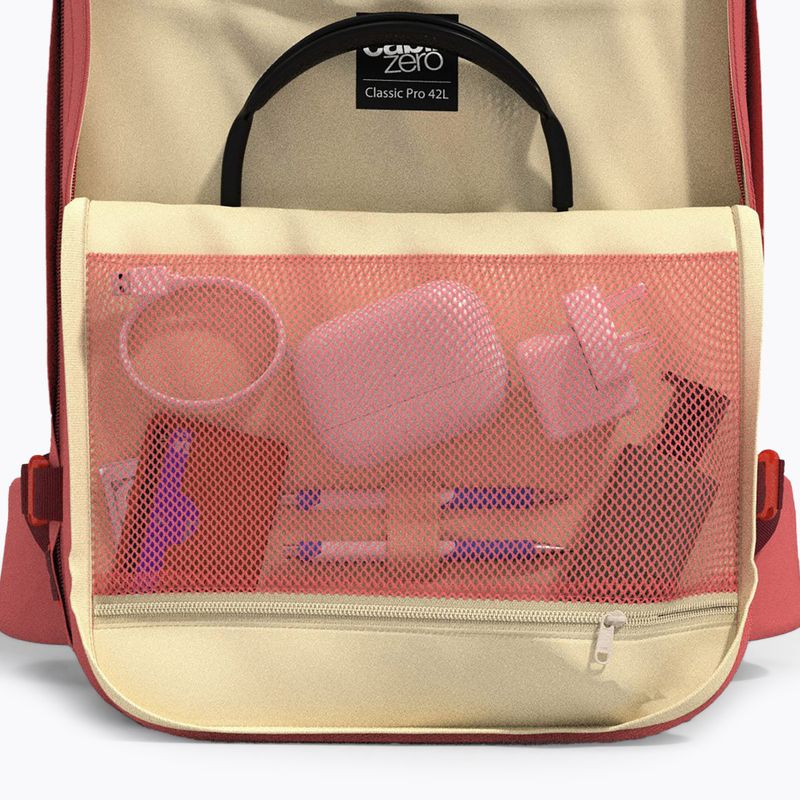Cestovní batoh CabinZero Classic Pro 42 l peach valley 14