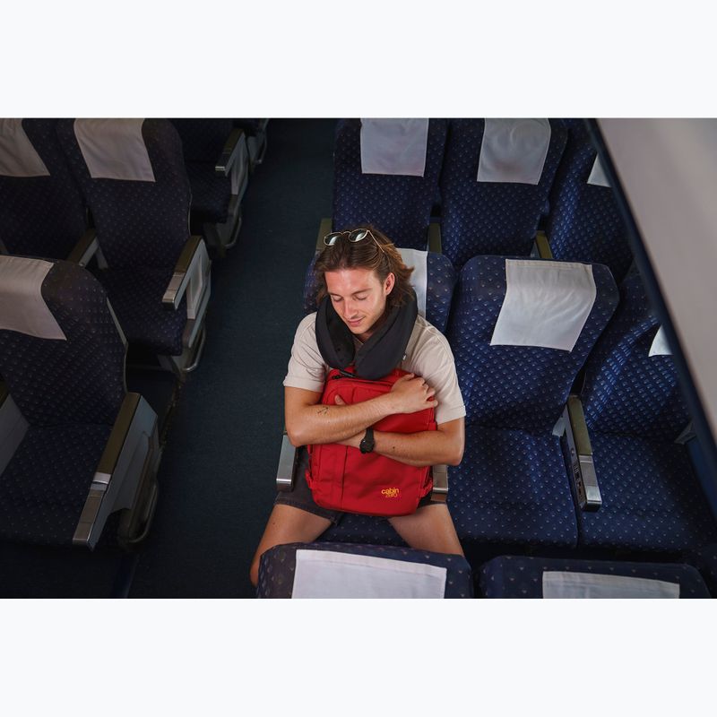 Turistický batoh CabinZero Classic 28 l 14