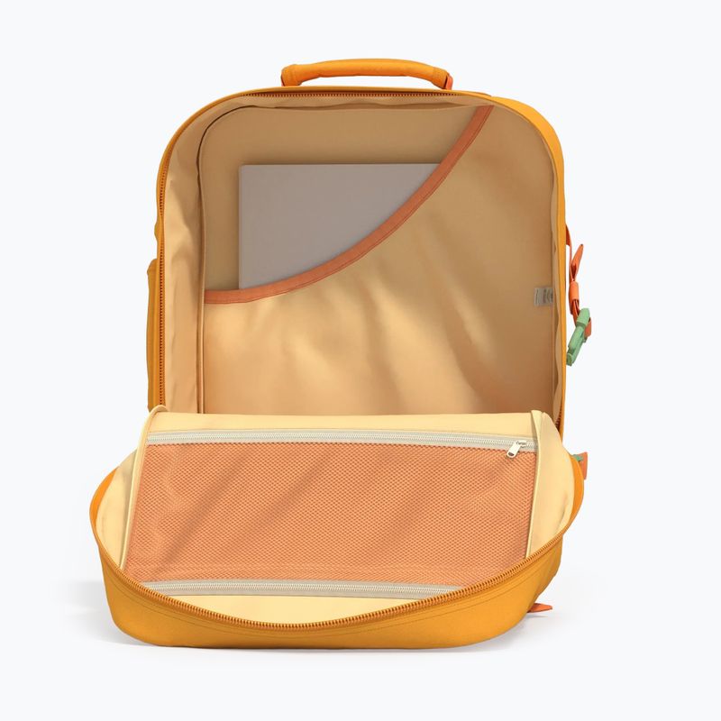 Turistický batoh CabinZero Classic 44 l honeycomb 7