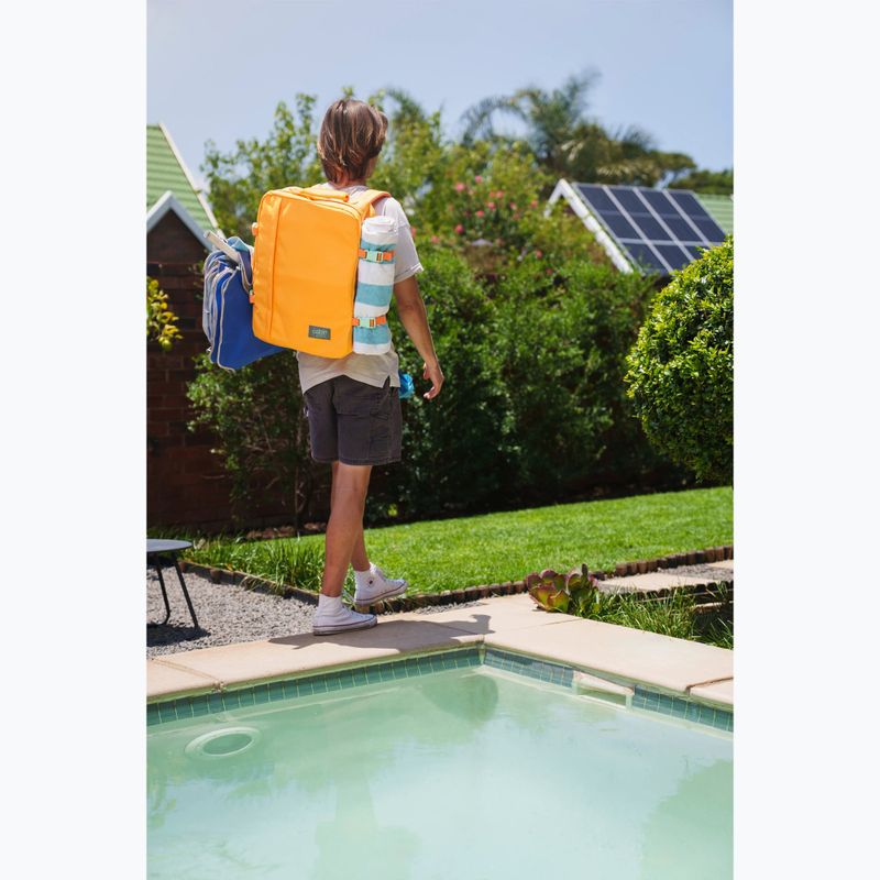 Turistický batoh CabinZero Classic 44 l honeycomb 17