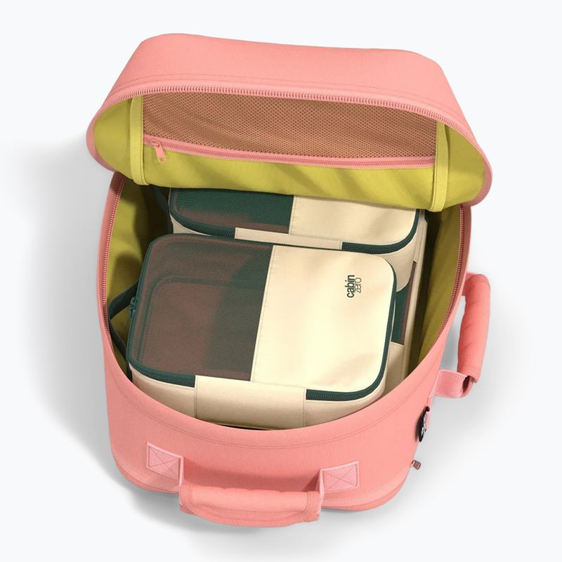 Cestovní batoh CabinZero Classic Tech 28 l růžový 9