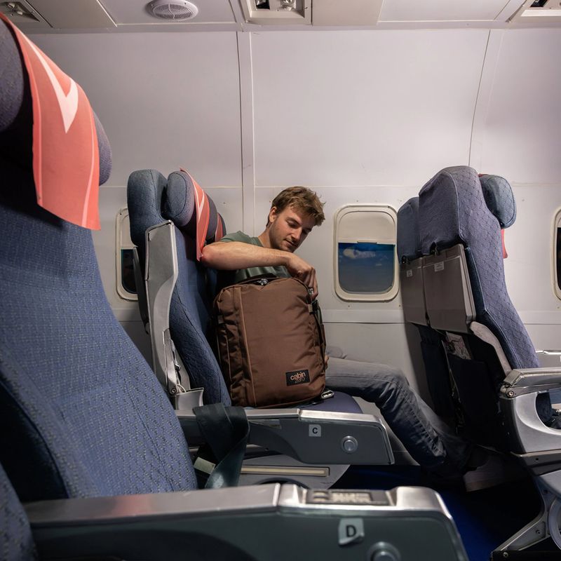 Turistický batoh CabinZero Classic Tech 28 l redwood 14