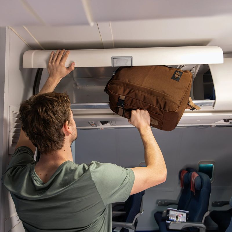 Turistický batoh CabinZero Classic Tech 28 l redwood 15