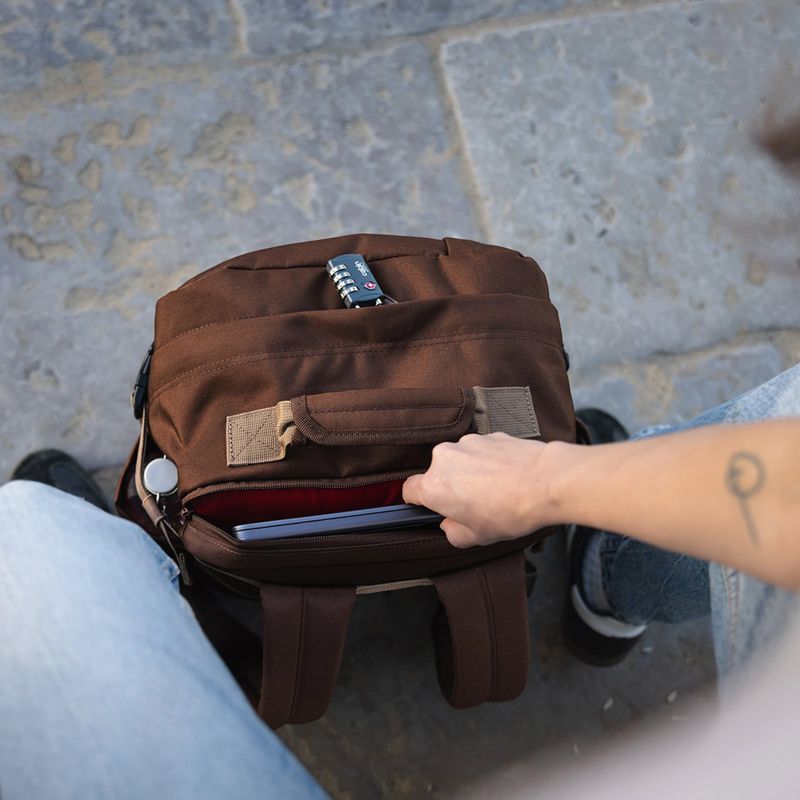 Cestovní batoh CabinZero Classic Tech 28 l redwood 18