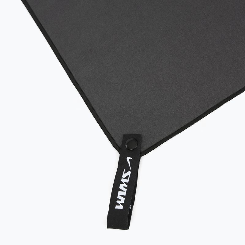 Rychleschnoucí ručník Nike Quick Dry Swim black 2