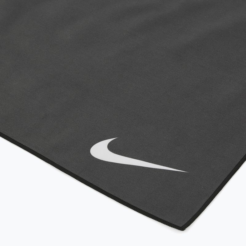 Rychleschnoucí ručník Nike Quick Dry Swim black 3