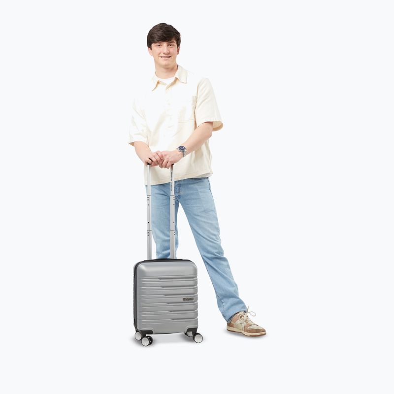 Cestovní kufr American Tourister Flashline Spinner 43 23 l sky silver 7