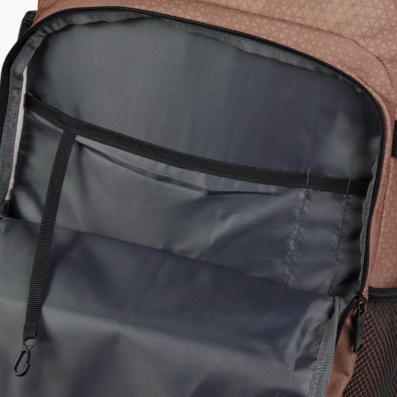 Městský batoh Caterpillar Barry Backpack 31 l brown sugar streamline 10