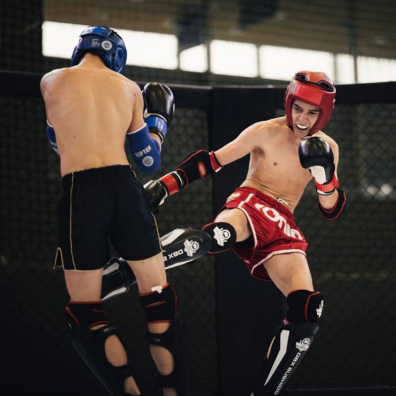 Chrániče holenních kostí DBX BUSHIDO SP-10 10