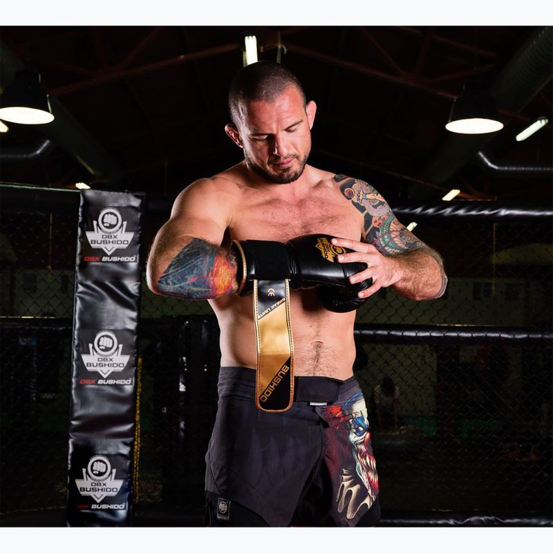 Boxerské rukavice DBX BUSHIDO B-2v10 černo-zlaté barvy 13