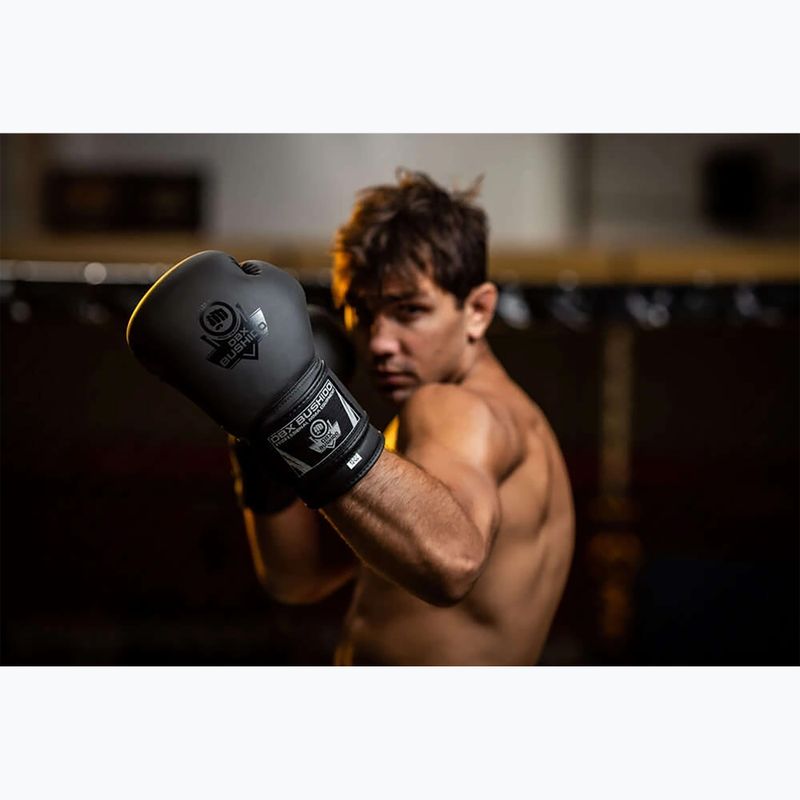 Boxerské rukavice Bushido Tréninkové se systémem Active Clima černé B-2v12-14oz 11