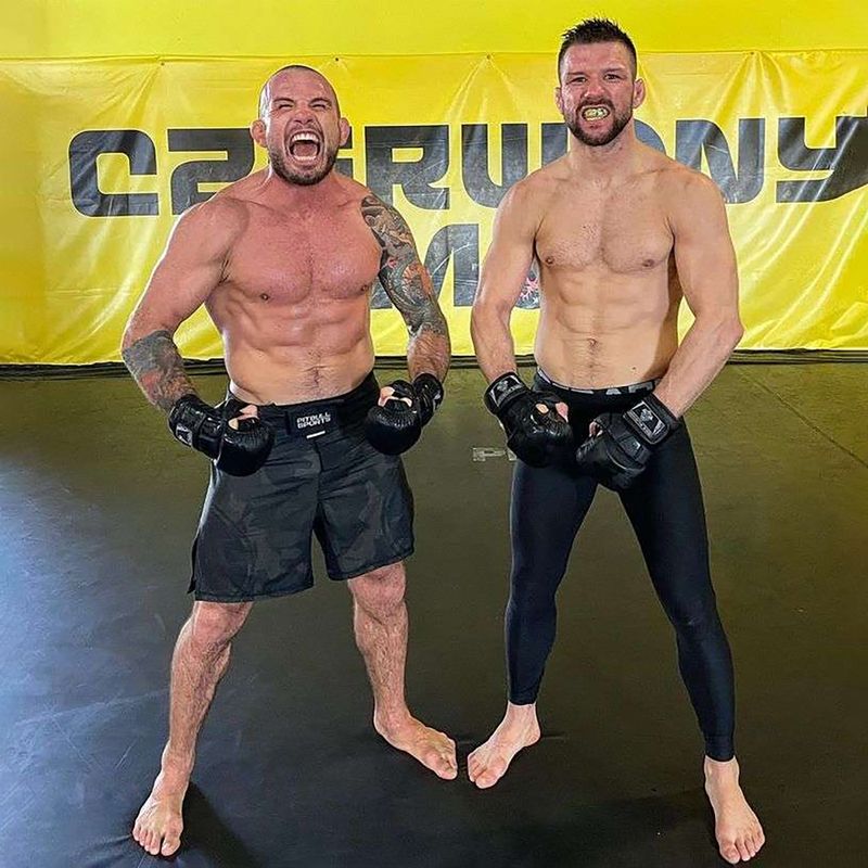 Grapplingové rukavice DBX BUSHIDO Master MMA black/gold 15