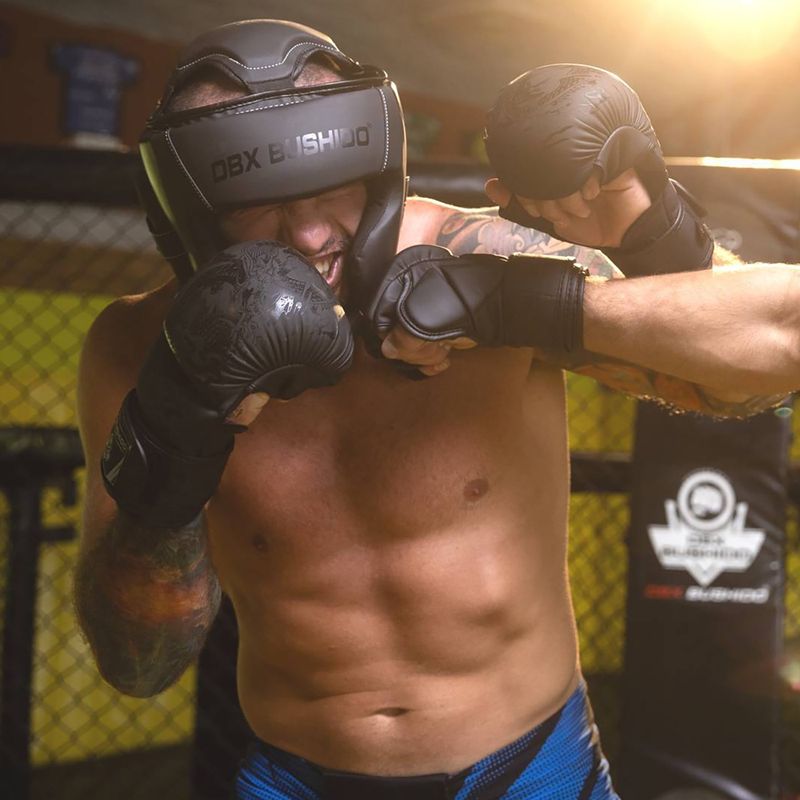 DBX BUSHIDO "Black Master" boxerská přilba černá 17