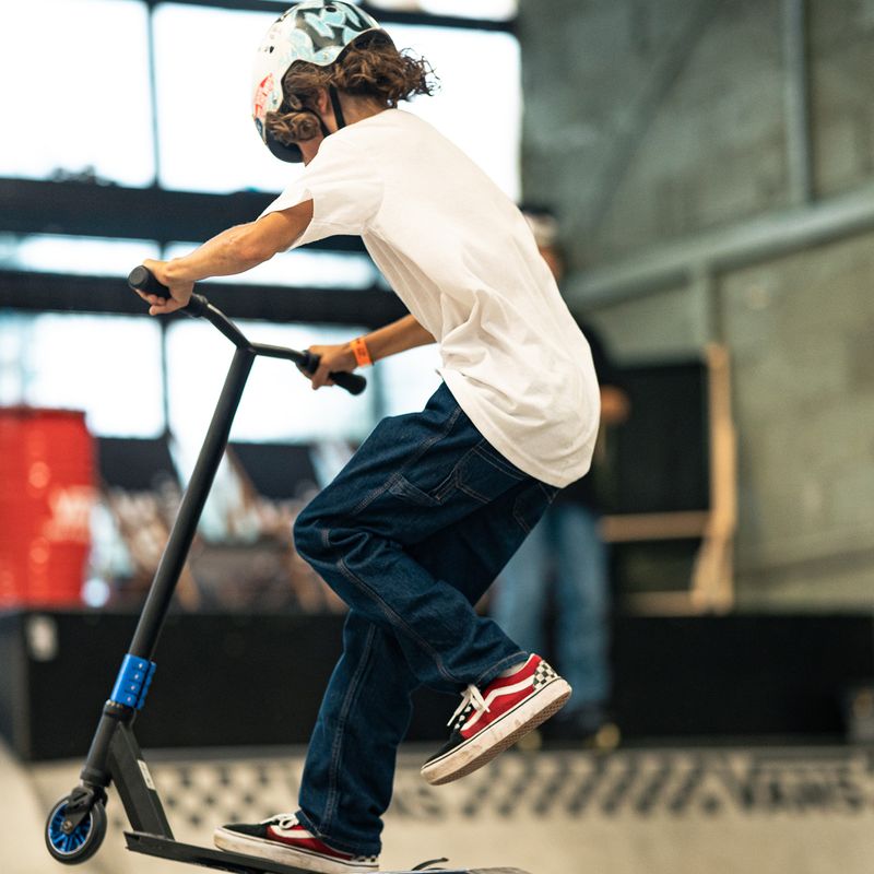 Fish Scooters Shark freestyle koloběžka černá SCT-SH-BLU 13