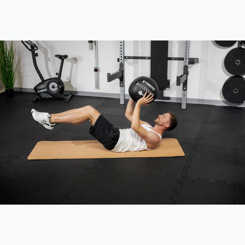 Posilovací míč  XTREXO Wall Ball 7 kg black 6