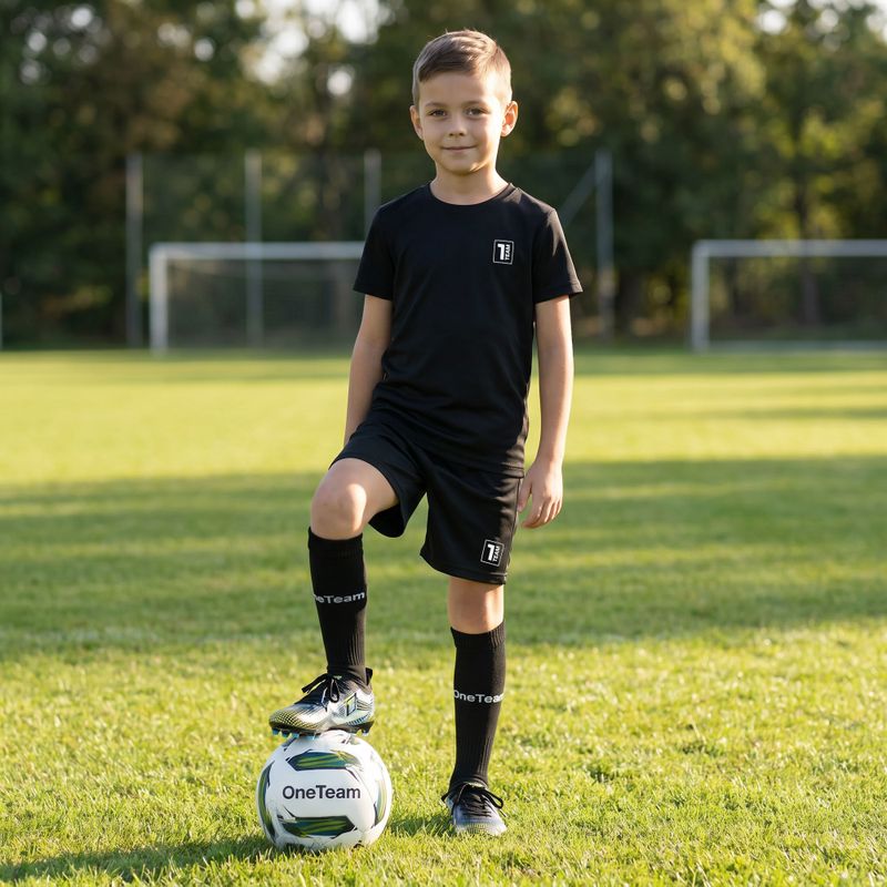 Dětská fotbalová sada OneTeam Precision Set dres a šortky černá 13