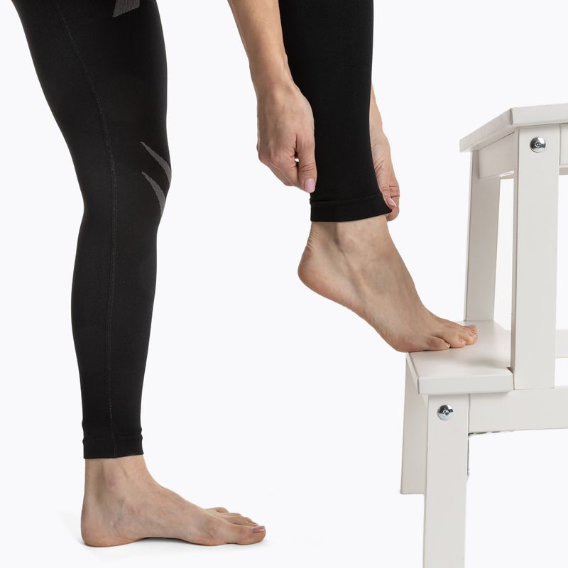 Komplet termoregulačního dámského prádla KADVA ALPINESTEP COOLMAX THERMAL PRO DRY bezešvý černý 10