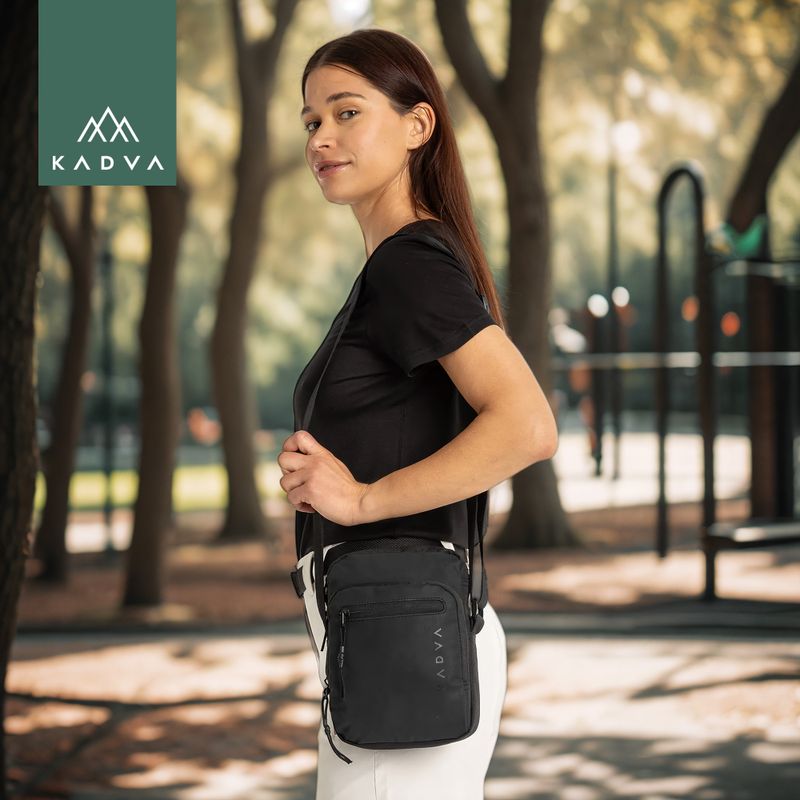 Taška KADVA Cangurera black 13