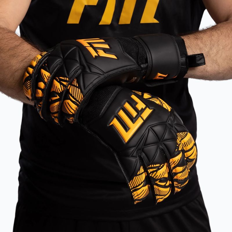 Brankářské rukavice Football Masters Invictus X Training black/orange 6