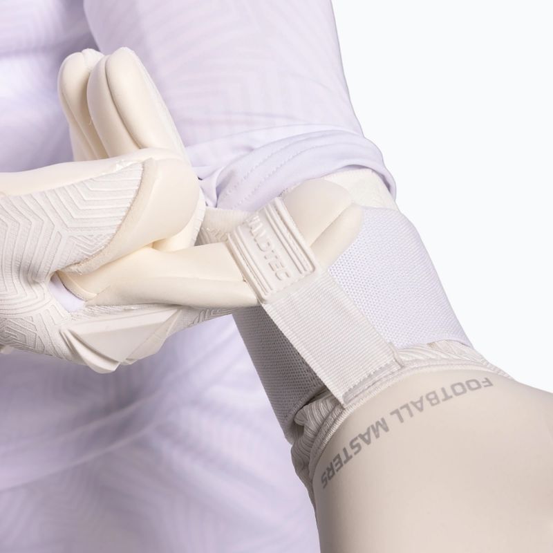 Brankářské rukavice Football Masters Varis X PRO all white 9