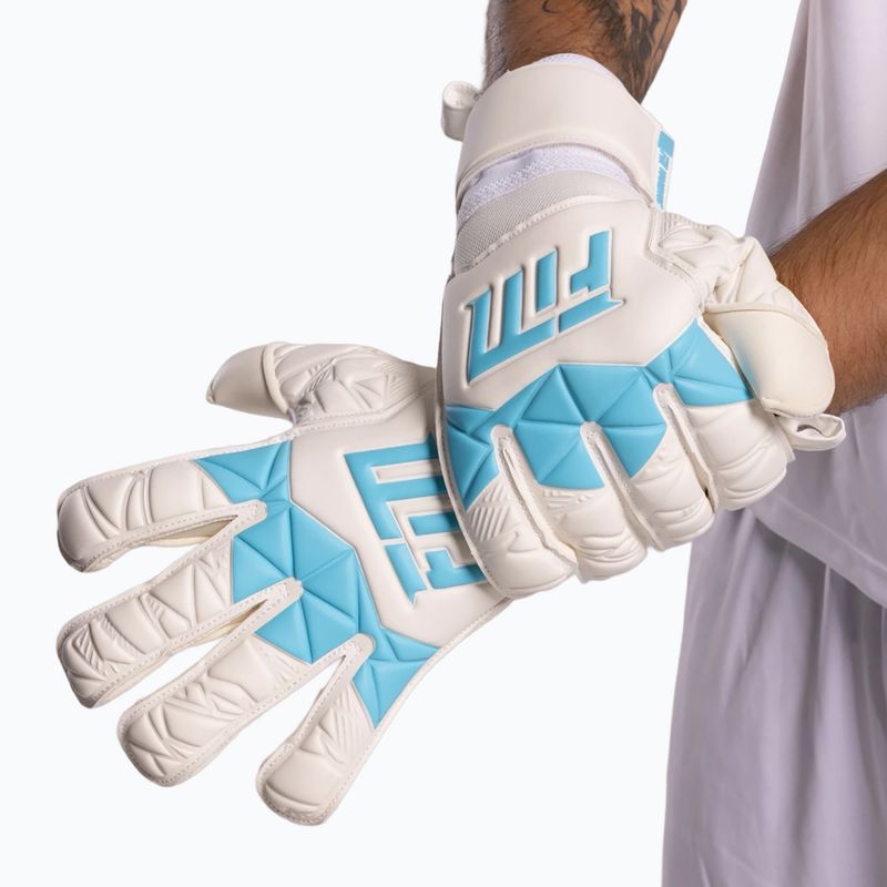 Brankářské rukavice Football Masters Invictus X white/blue 8