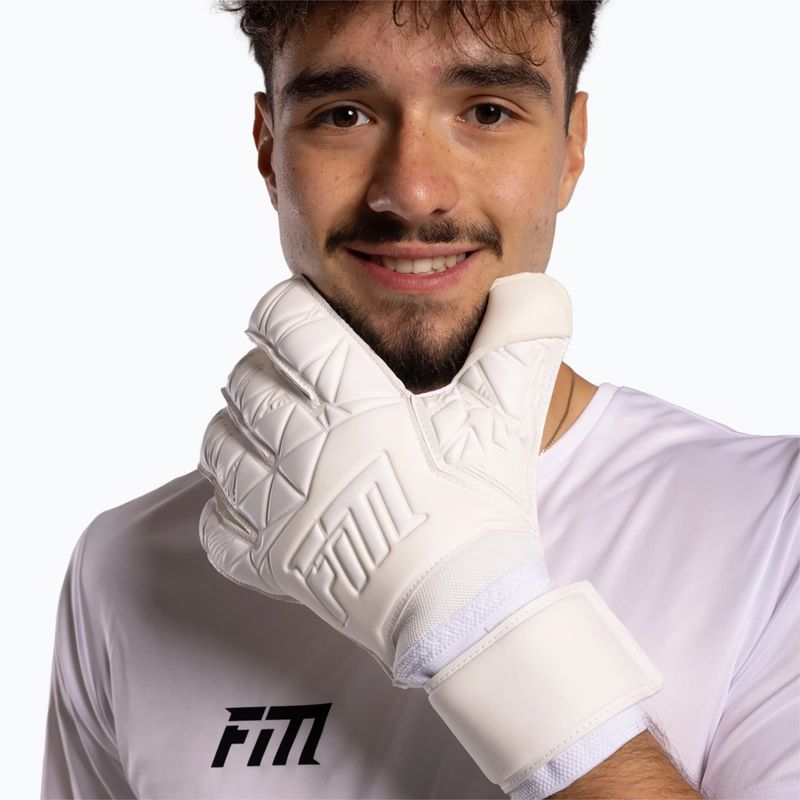 Brankářské rukavice Football Masters Invictus X all white 4