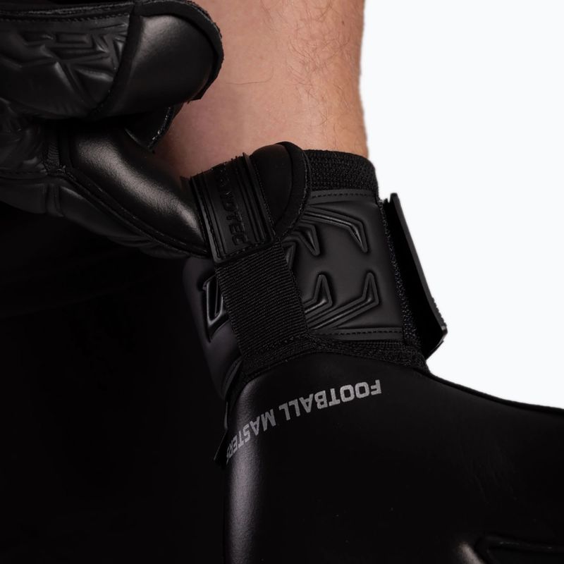 Brankářské rukavice Football Masters Invictus X black 10