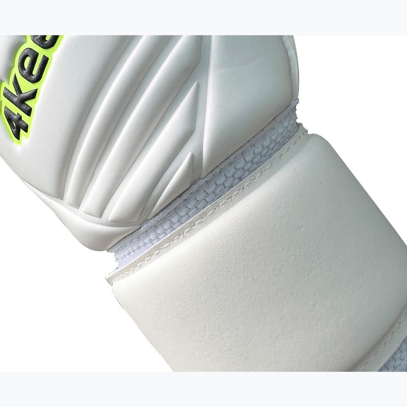 Dětské brankářské rukavice 4keepers Retro 42 RF2G Jr white 6