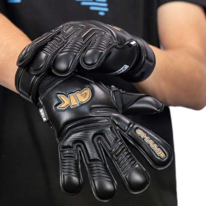 Dětské brankářské rukavice 4keepers Champ Gold Black VII RF2G Jr gold/black 9