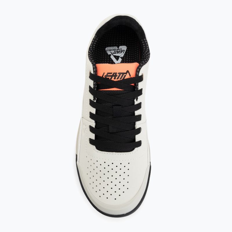 Pánské cyklistické boty na platformě Leatt Flat 2.0 cream white 5