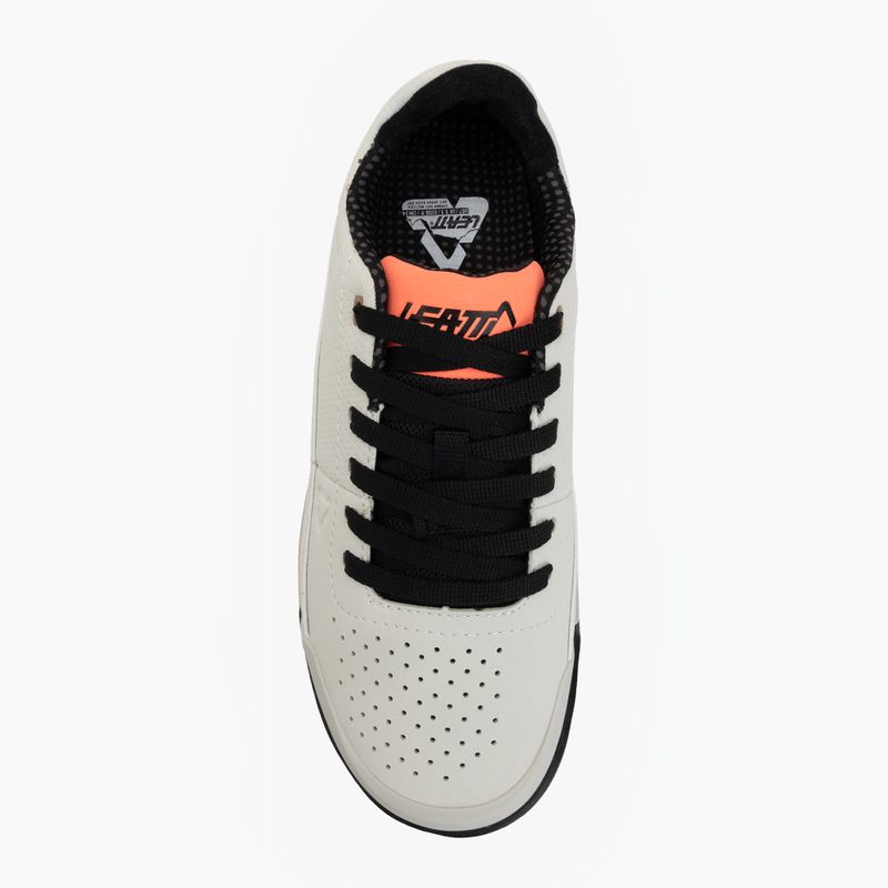 Dámské cyklistické boty na platformě Leatt Flat 2.0 v cream white 5