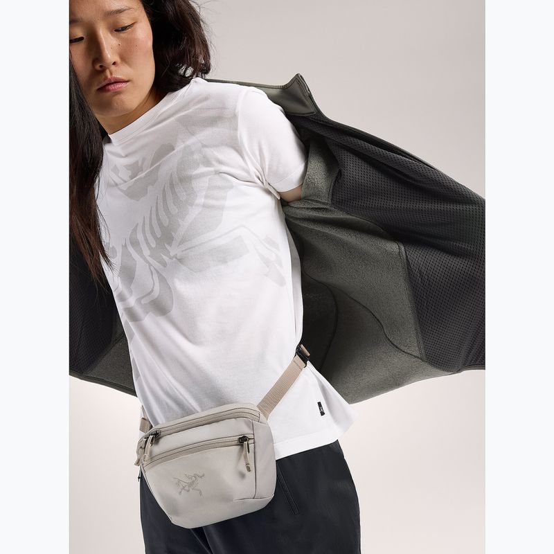 Ledvinka Arc'teryx Mantis 1 1,5 l rune sachet 3