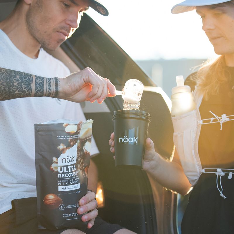 Regenerační nápoj Näak Recovery Complete Mix 600 g chocolate hazelnut 7