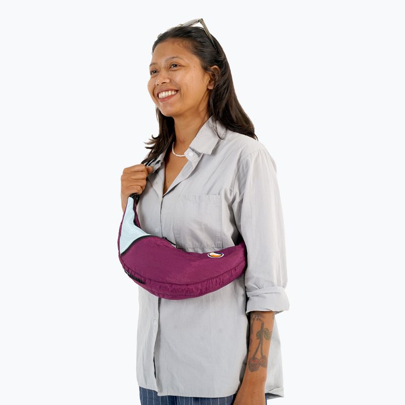 Taška Ticket To The Moon Upcycled Sling bag plum/cloud 5