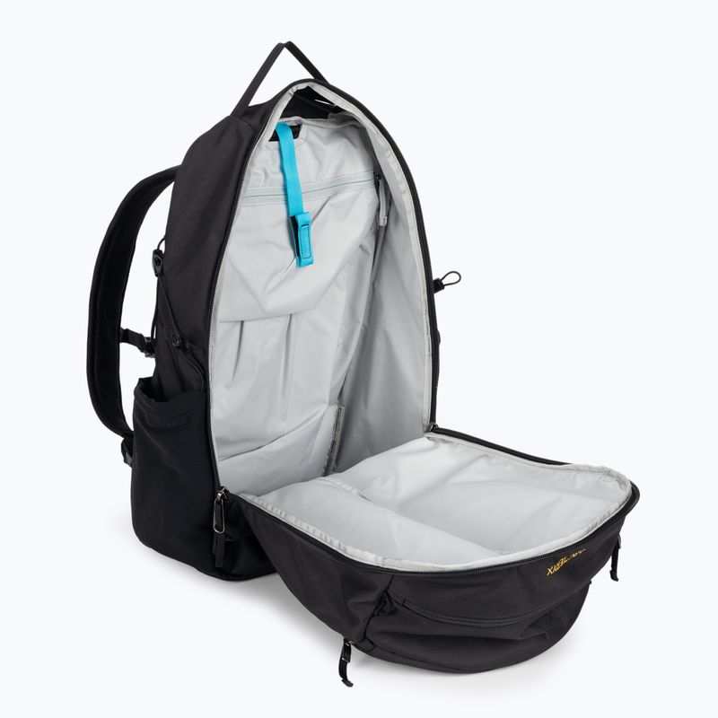 Arcteryx Mantis 26 turistický batoh černý 29560 4