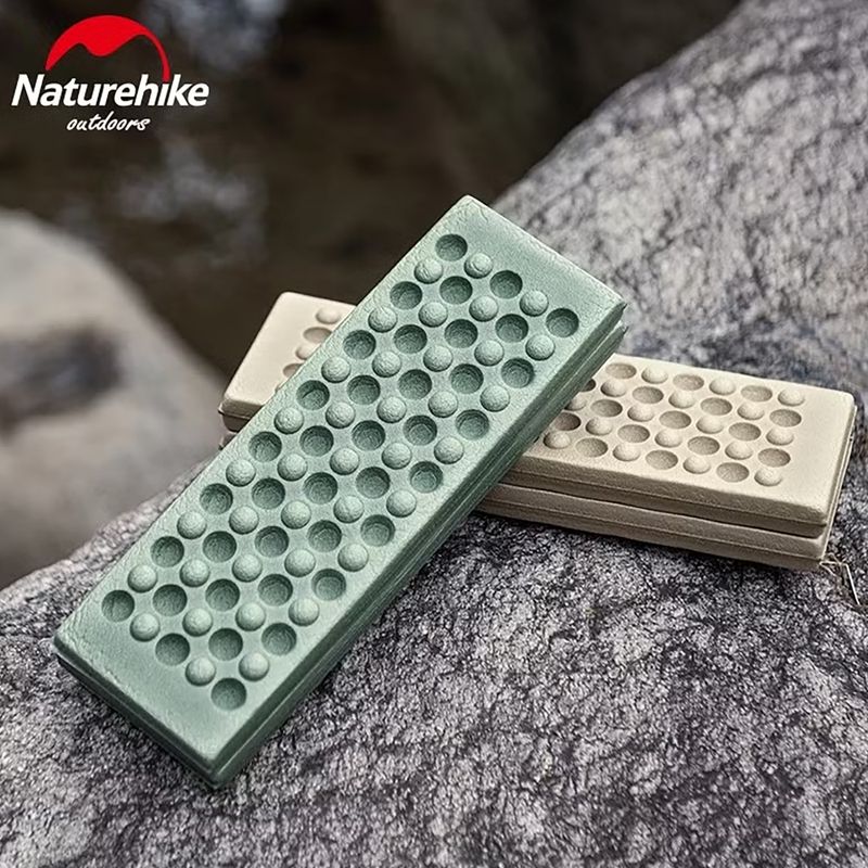 Turistické sedátko Naturehike XPE Folding army green 5
