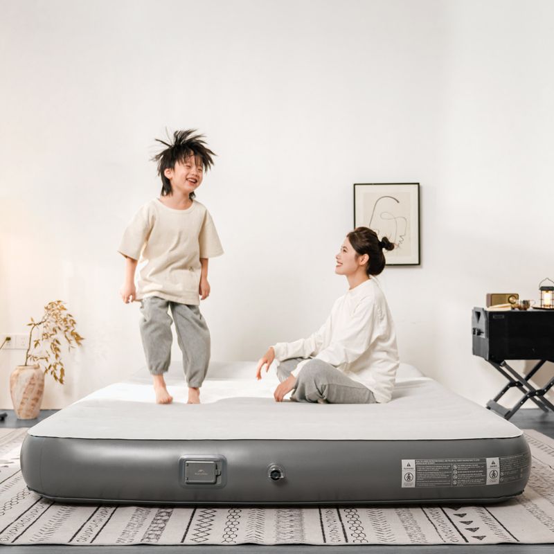 Nafukovací matrace Naturehike Chenjing with Pillow Triple grey 4