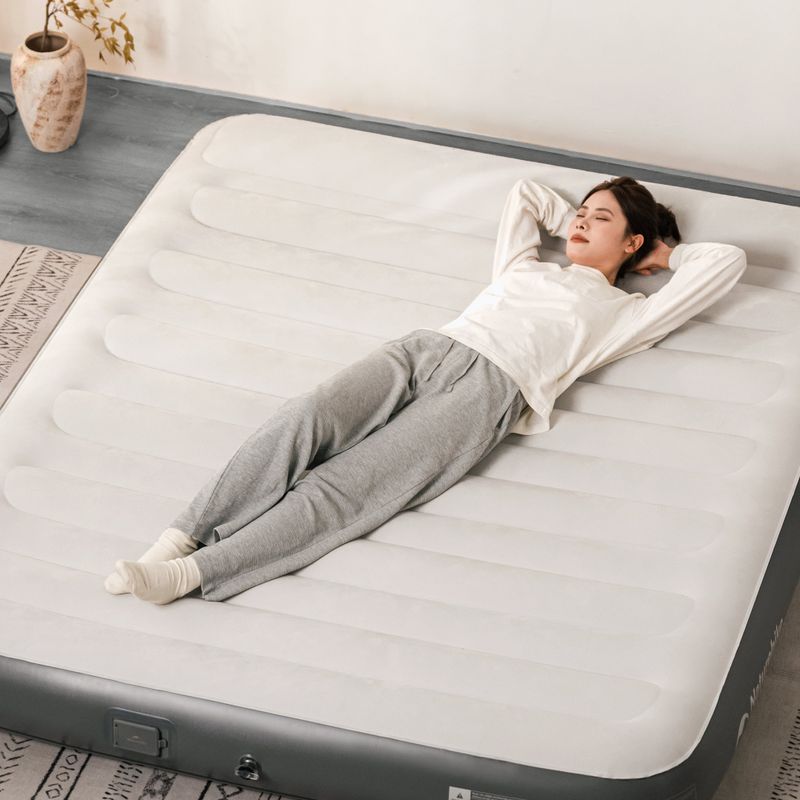 Nafukovací matrace Naturehike Chenjing with Pillow Triple grey 5