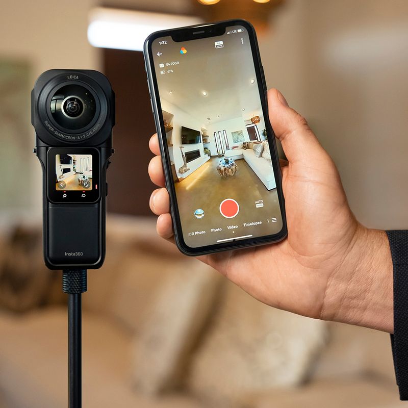 Insta360 ONE RS 1Inch 360 Edition kamera černá CINRSGP/D 11