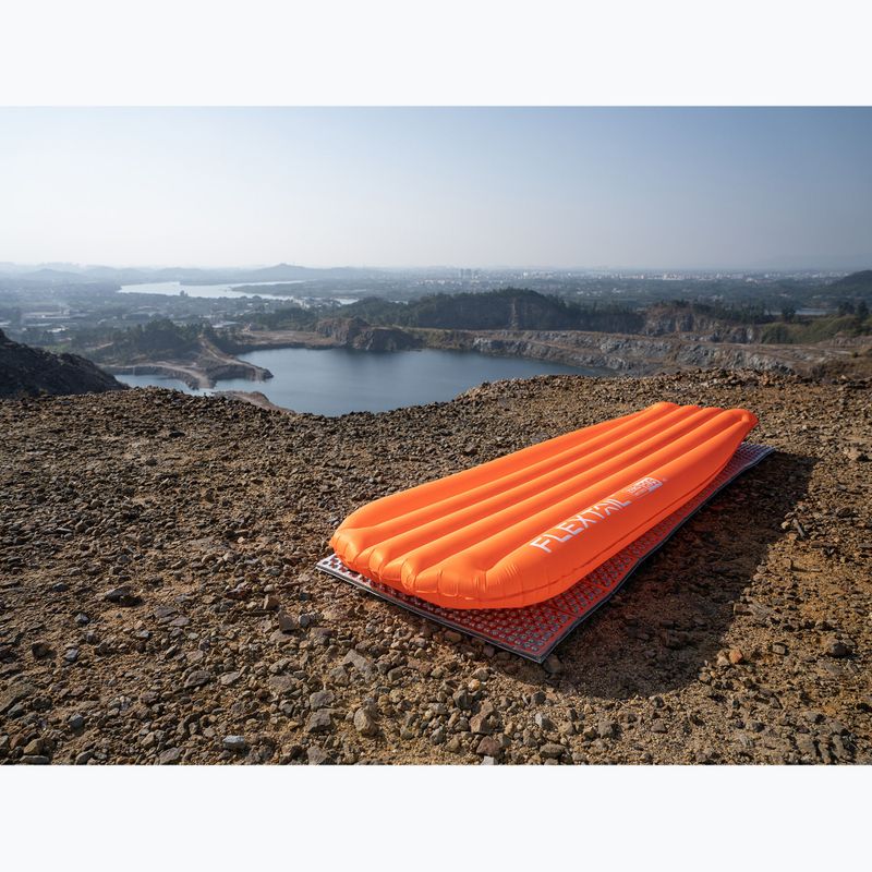 Nafukovací matrace Flextail Zero R05 Regular orange 14