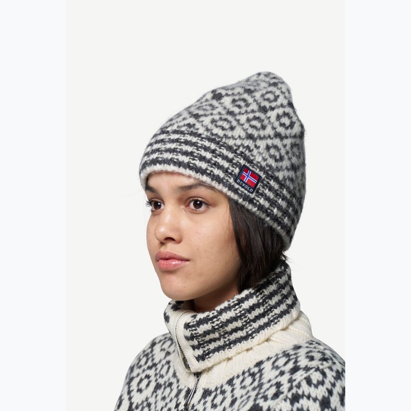 Zimní čepice Devold Svalbard Wool offwhite/grey 2