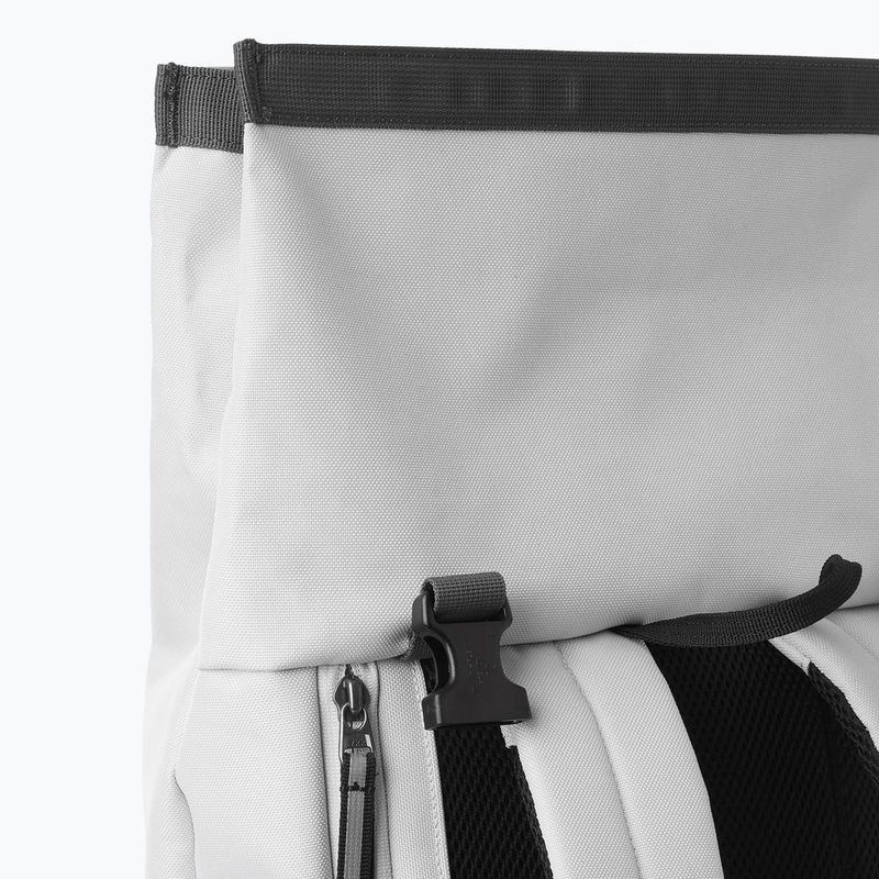 Helly Hansen Stockholm 28 l turistický batoh šedá 67187_853 4
