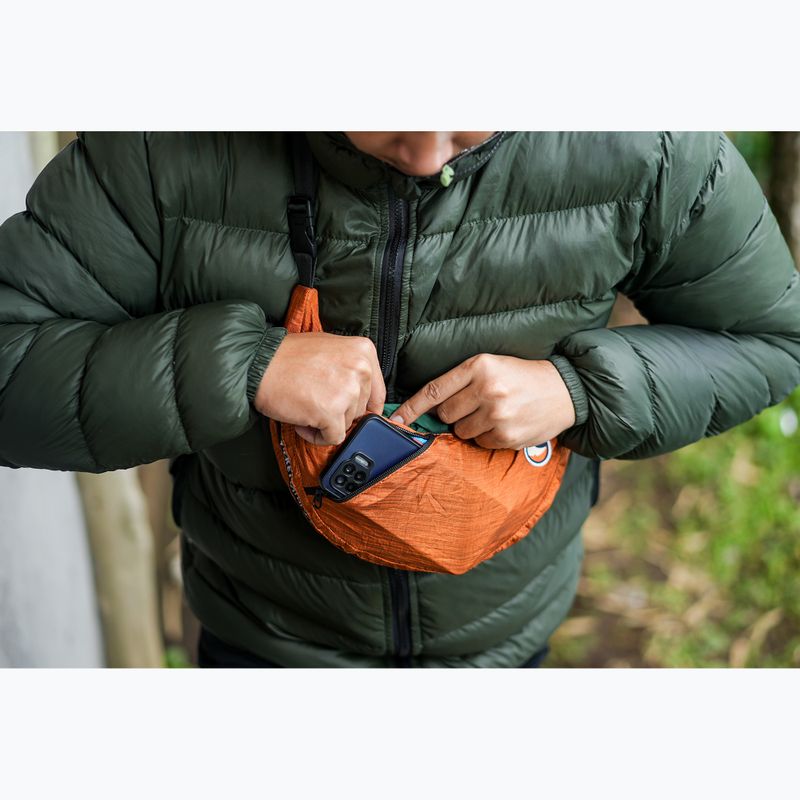 Taška Ticket To The Moon Upcycled Sling terracotta 6