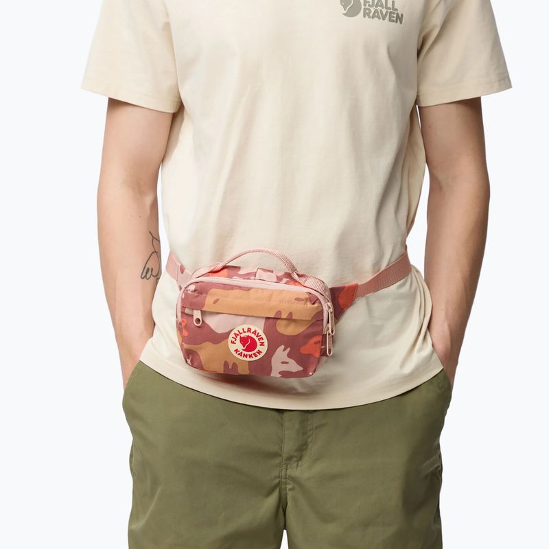 Ledvinka Fjällräven Kanken Graphics Hip Pack chalk rose/hidden animals 5